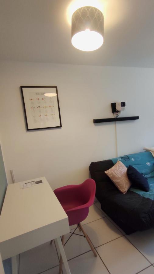 Agreable Et Fonctionnel 2 Pieces Apartment Denain Exterior photo